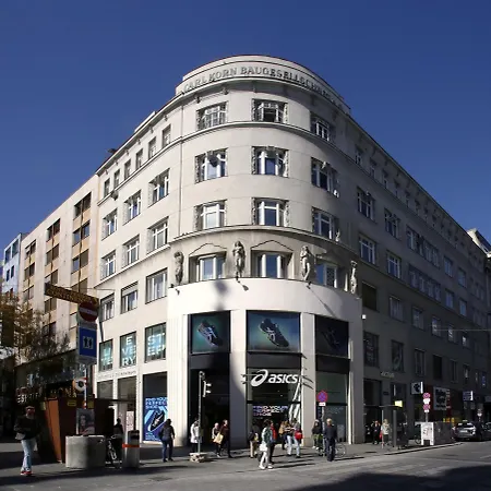 Continental Hotel-Pension