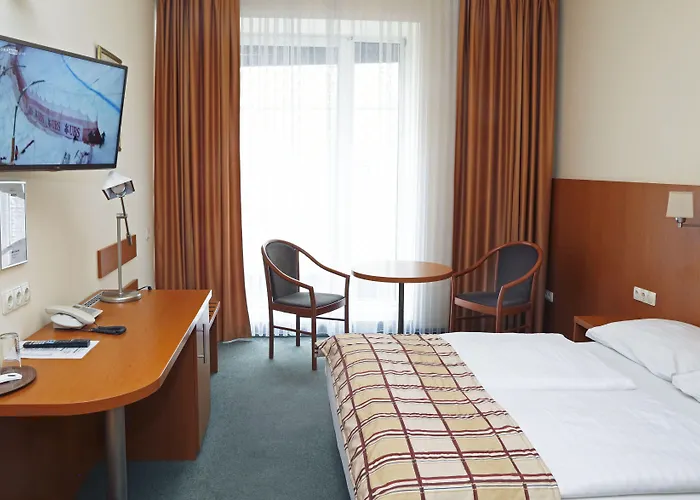 Nocleg ze śniadaniem Continental Hotel-pension 4*