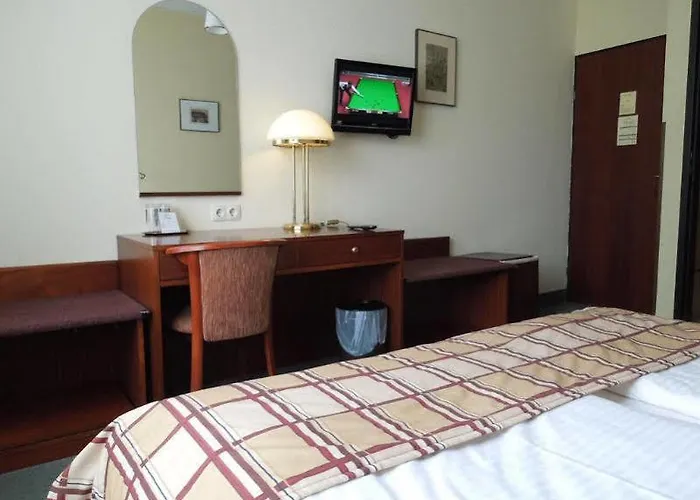 Nocleg ze śniadaniem Continental Hotel-pension