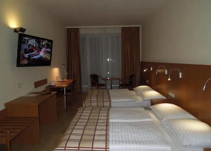 Continental Hotel-pension Nocleg ze śniadaniem 4*